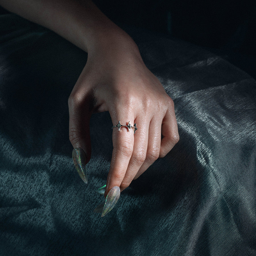 ABYSS. North Star Abalone Shell Ring - Silver star blue abalone shell ring silver gothic