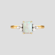 APHRODITE. Opal Gold Ring