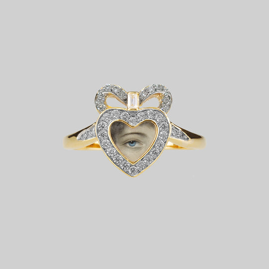 ANONYMITY. Lover's Eye & Cubic Zirconia Heart Ring - Gold