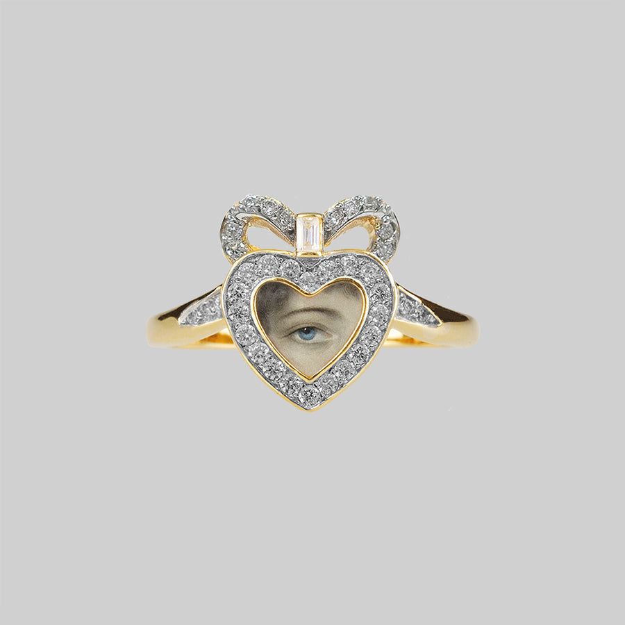 ANONYMITY. Lover's Eye & Cubic Zirconia Heart Ring - Gold