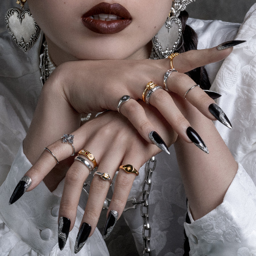 VICTORIA. Opal Signet Ring - Gold opal signet ring