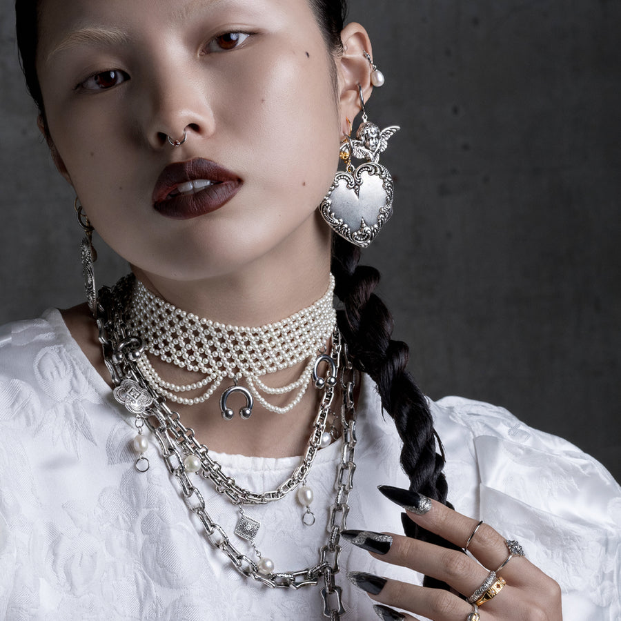 MAGNIFIQUE. Wide Pearl and Barbell Choker - Silver pearl and barbell wide choker