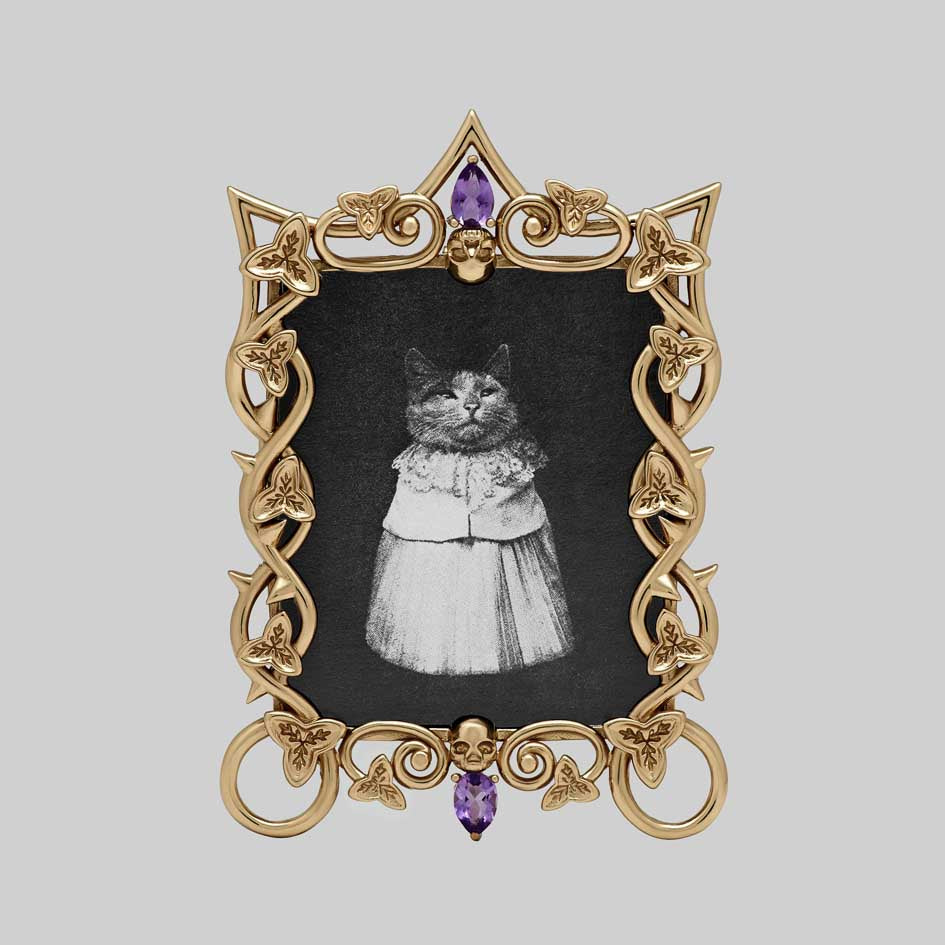 Gold gothic Victorian-inspired mini photo frame