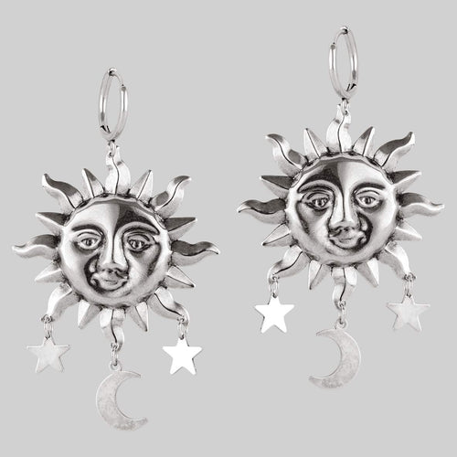 DAY TO NIGHT. Sun & Moon Hoop Earrings - Silver