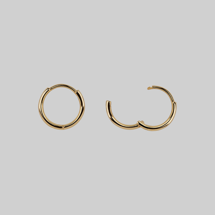 Cupid & Psyche Lovers Hoop Earrings - Gold simple hinged clicker hoop 13mm