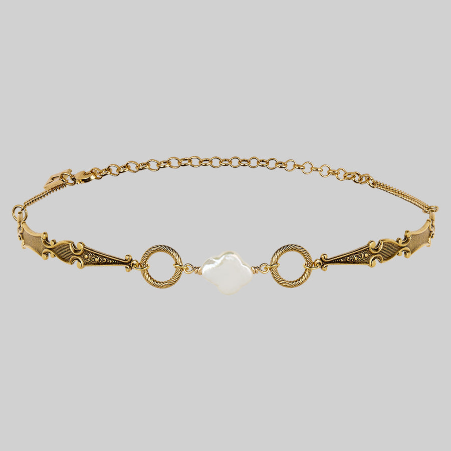LUSTRE. Pearl Choker - Gold
