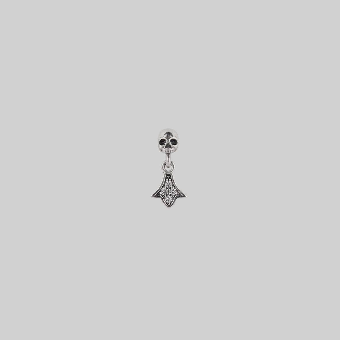 skull and fan drop stud silver earring