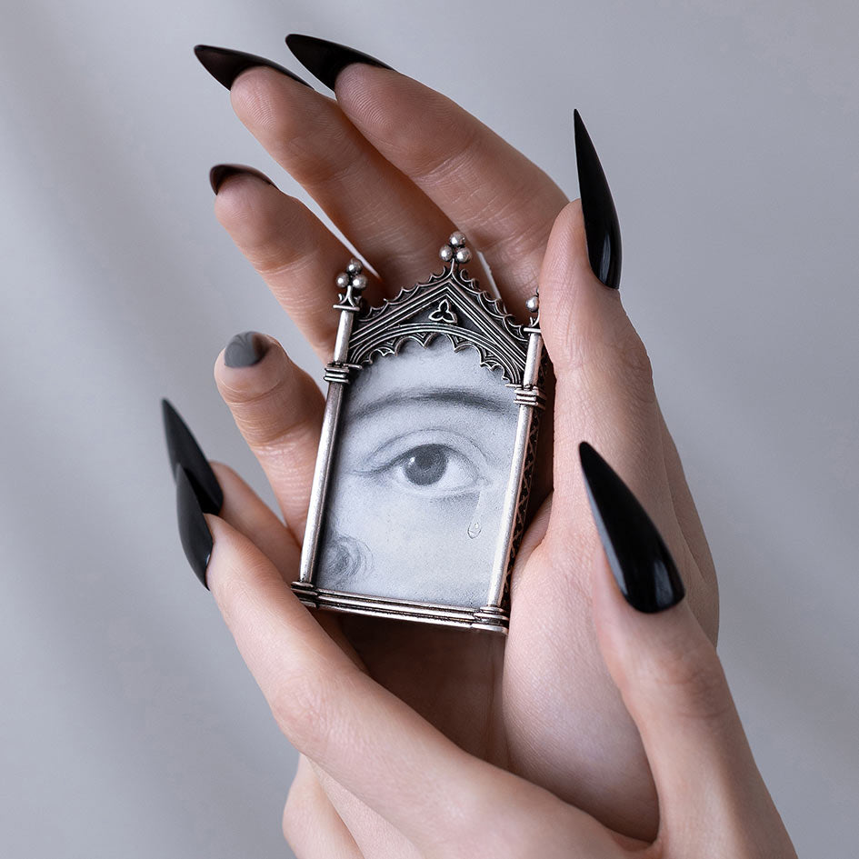 Lenore gothic arch silver window photo frame