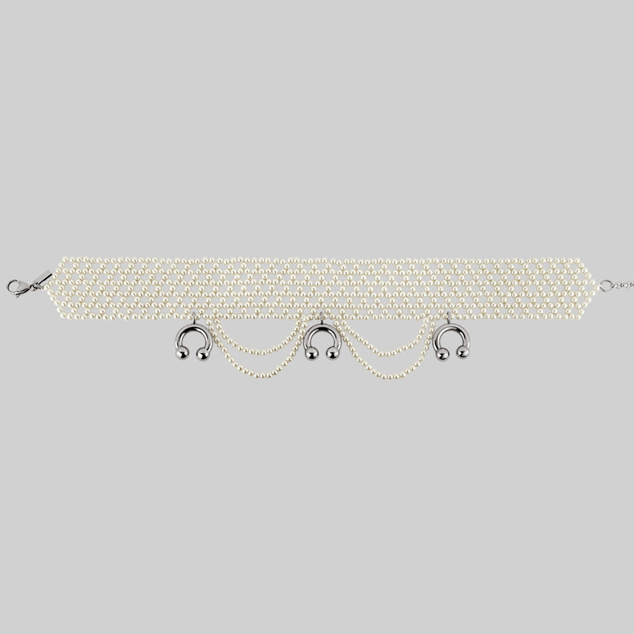 MAGNIFIQUE. Wide Pearl and Barbell Choker - Silver hand strung pearl choker