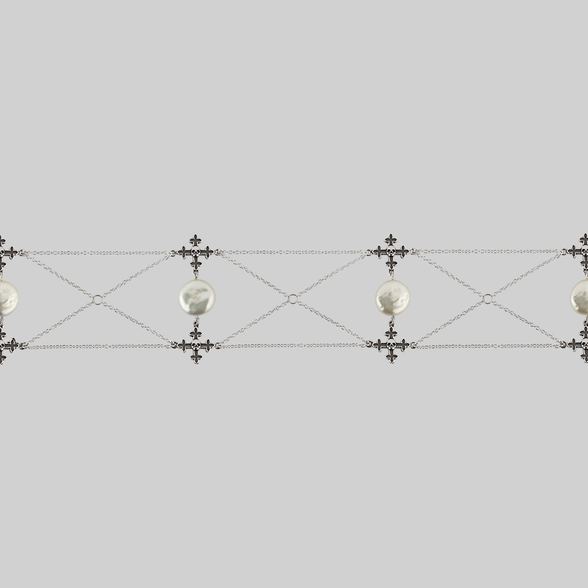 skull and cross chain choker
