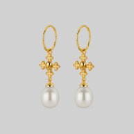 skull and cross pearl drop earrings