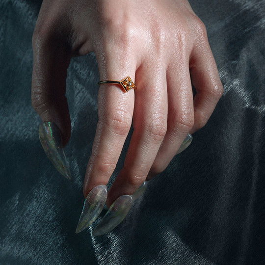 QUEST. Gothic Tracery Abalone Shell Ring - Gold