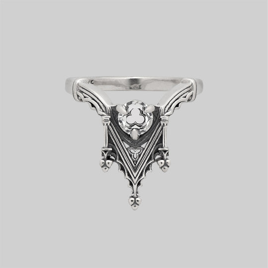 RELIQUARY. Gothic Trefoil Glass Ring - Silver