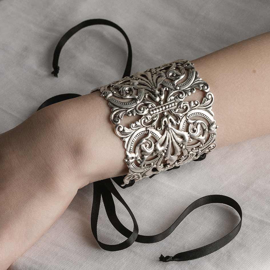 Decorative gothic ornate silver bracelet