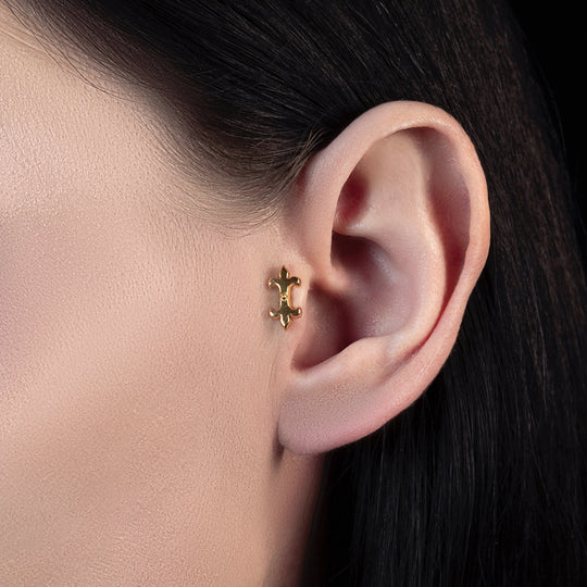 SHIELD. Medieval Stud Earring - Gold