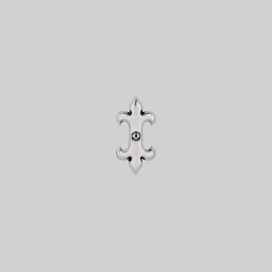 SHIELD. Medieval Stud Earring - Silver