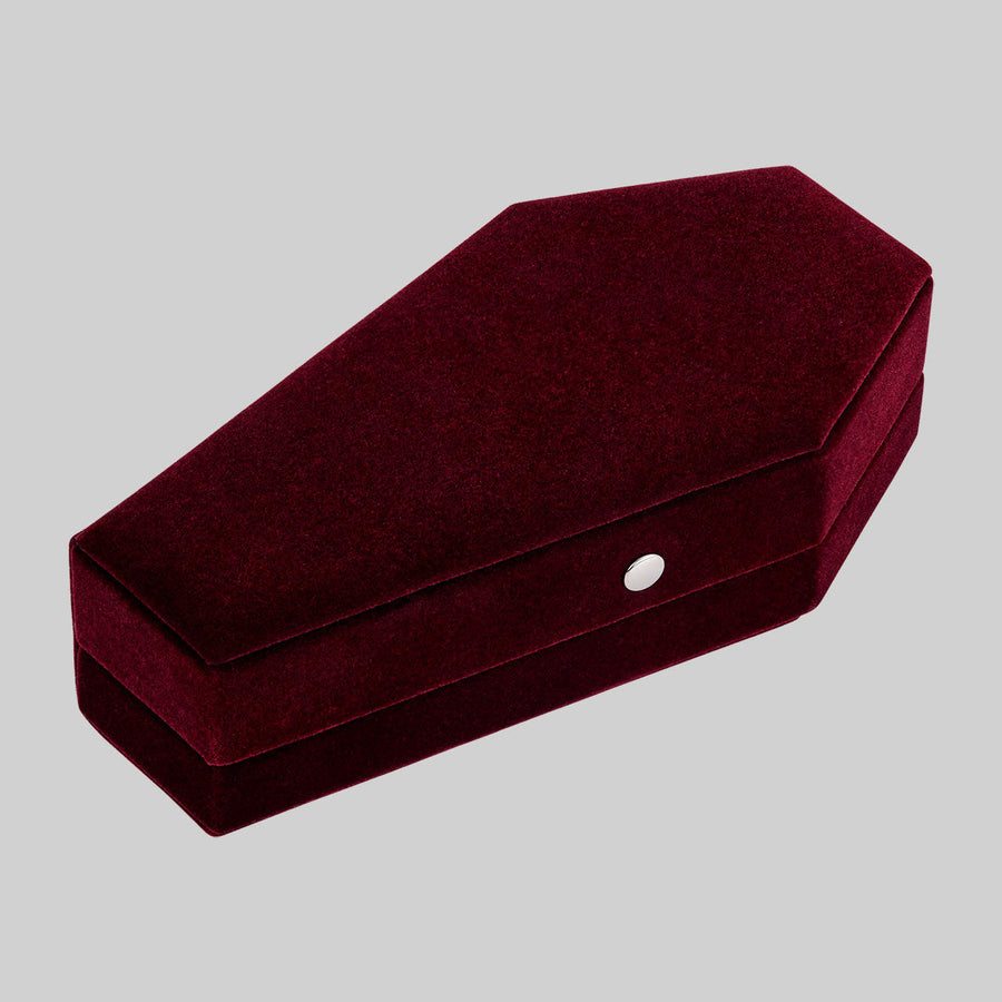 red velvet coffin ring case closed