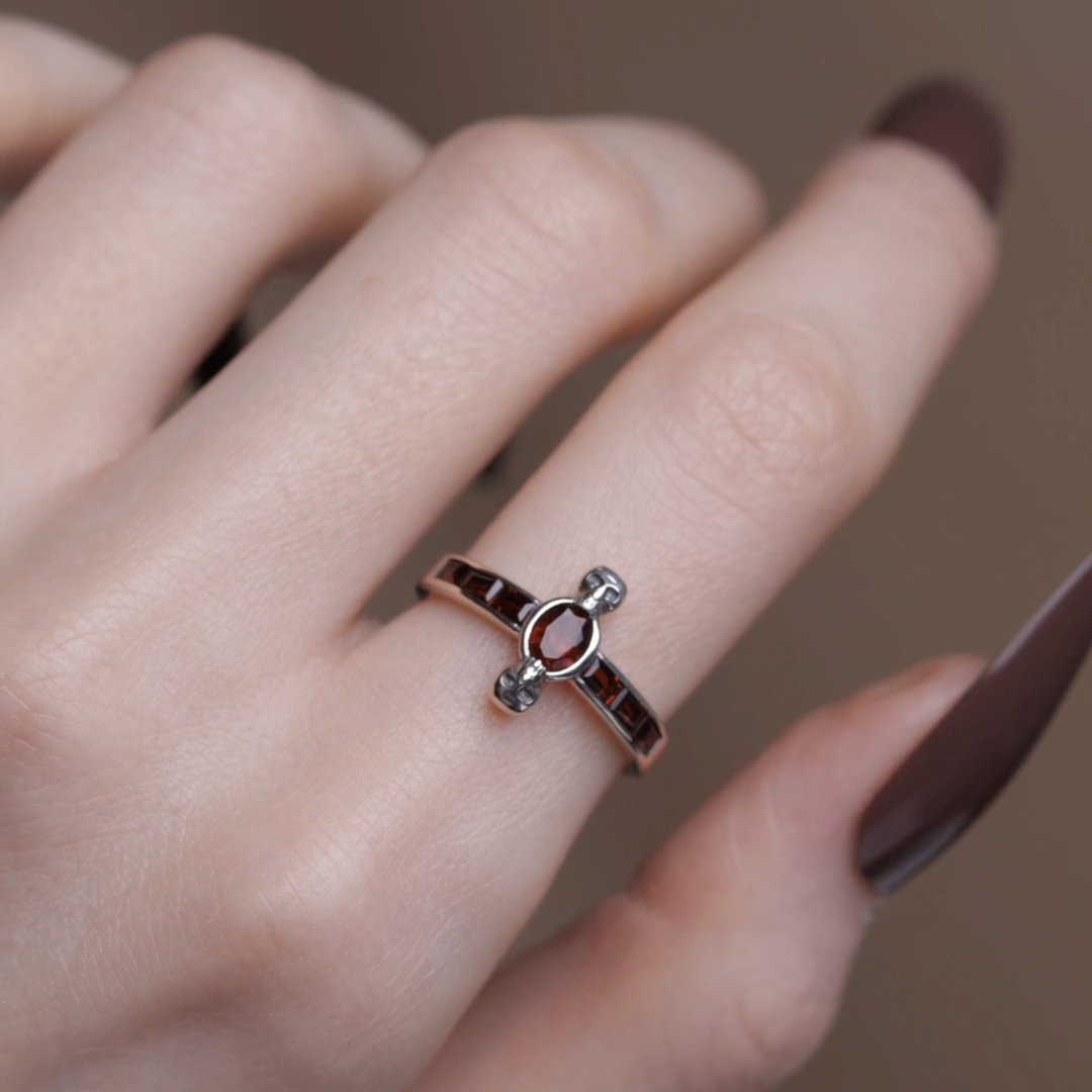 Silver garnet gemstone skull gothic ring