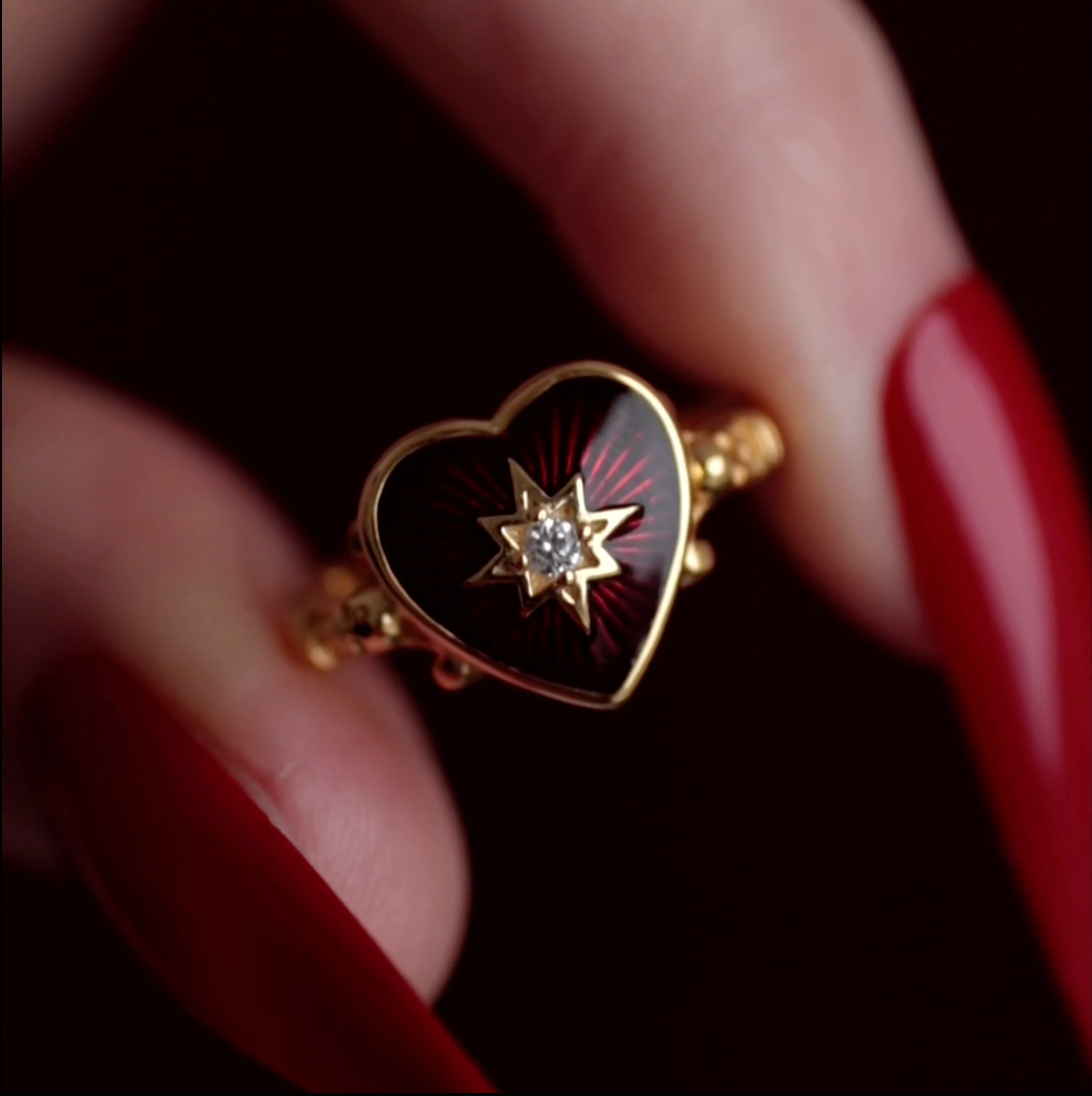 Forever yours ring gold video