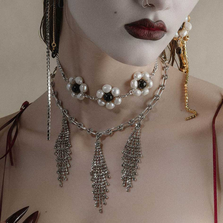 LILLIAN. Pearl Daisy Choker - Silver silver gothic vintage inspired necklaces