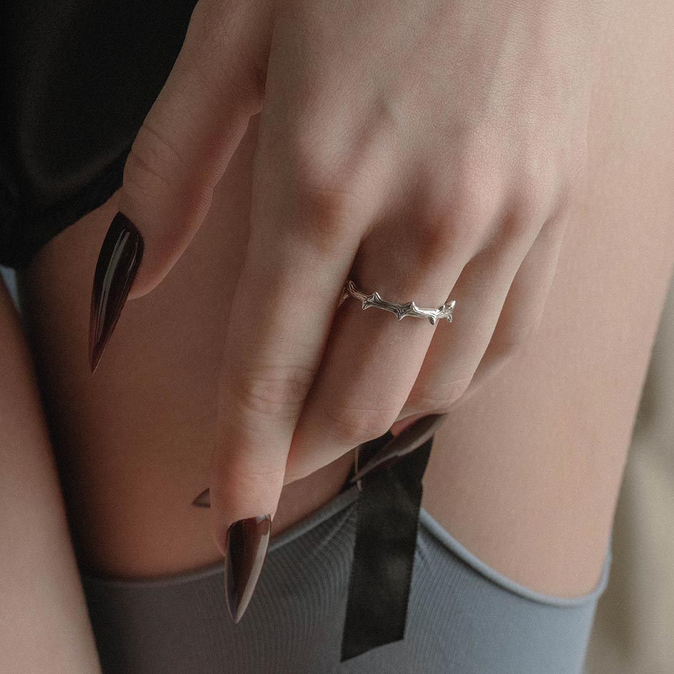 sterling silver thorn stacking ring