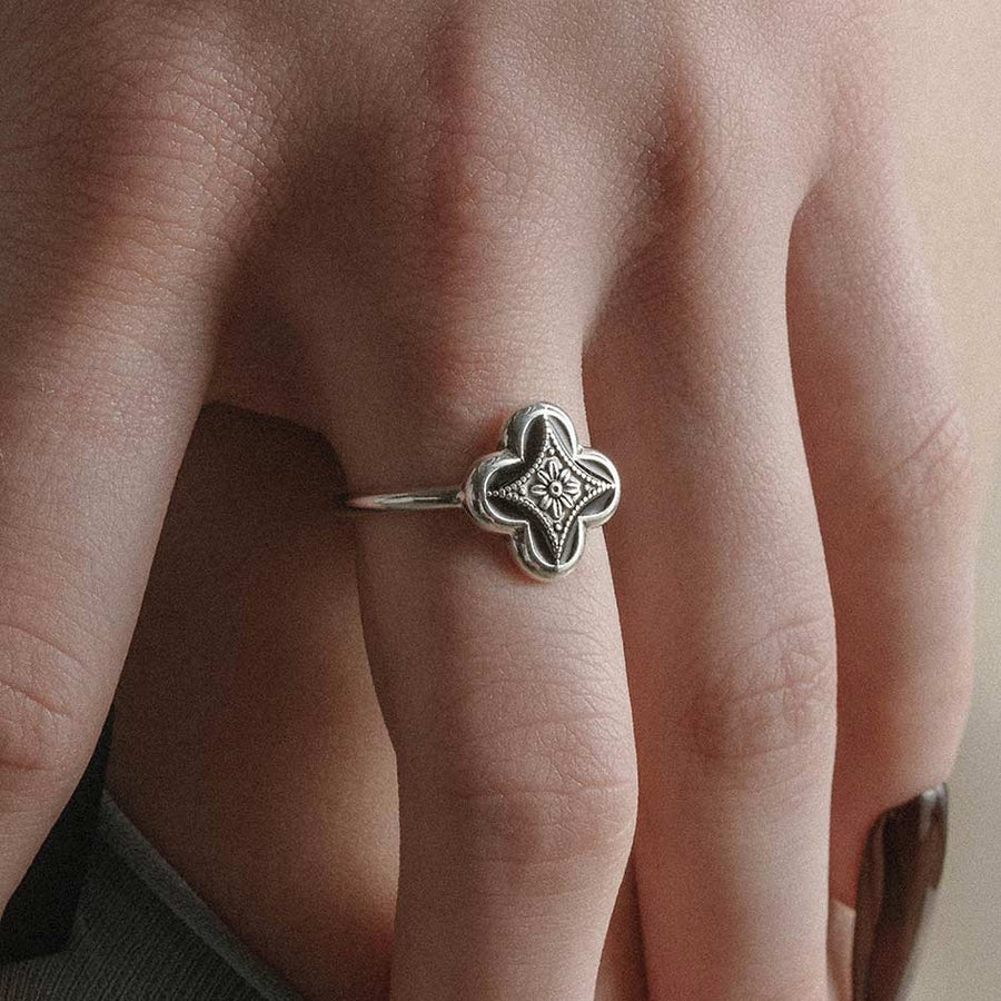 ANNIE. Tudor Crest Black Enamel Ring - Silver silver gothic floral enamel ring