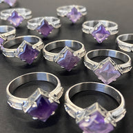 Diamond shaped amethyst gemstone ring