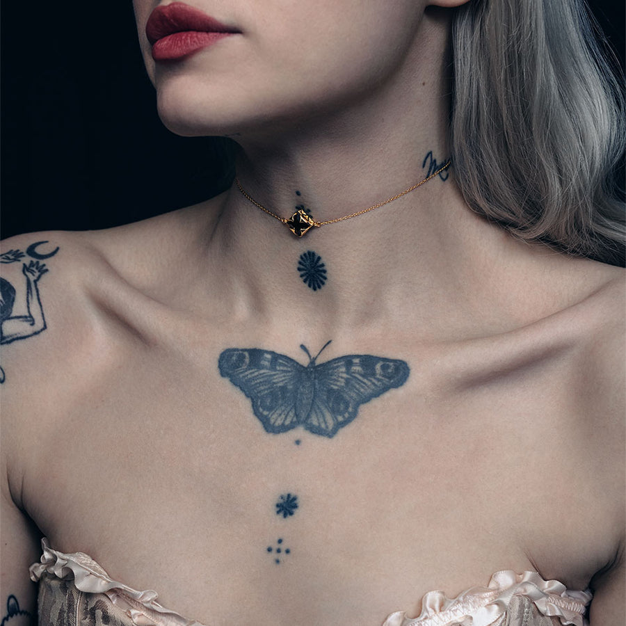 Black gemstone choker