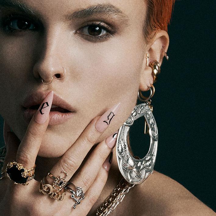 MAJESTY. Black Spinel Dagger Wrap Ring - Silver Silver dagger wrap ring