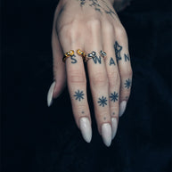 skull and shells band ring