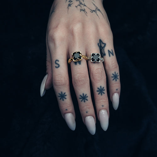 MAGDALENA. Black Spinel Gothic Ring - Silver