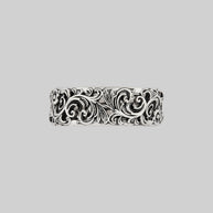 detailed sterling silver band ring