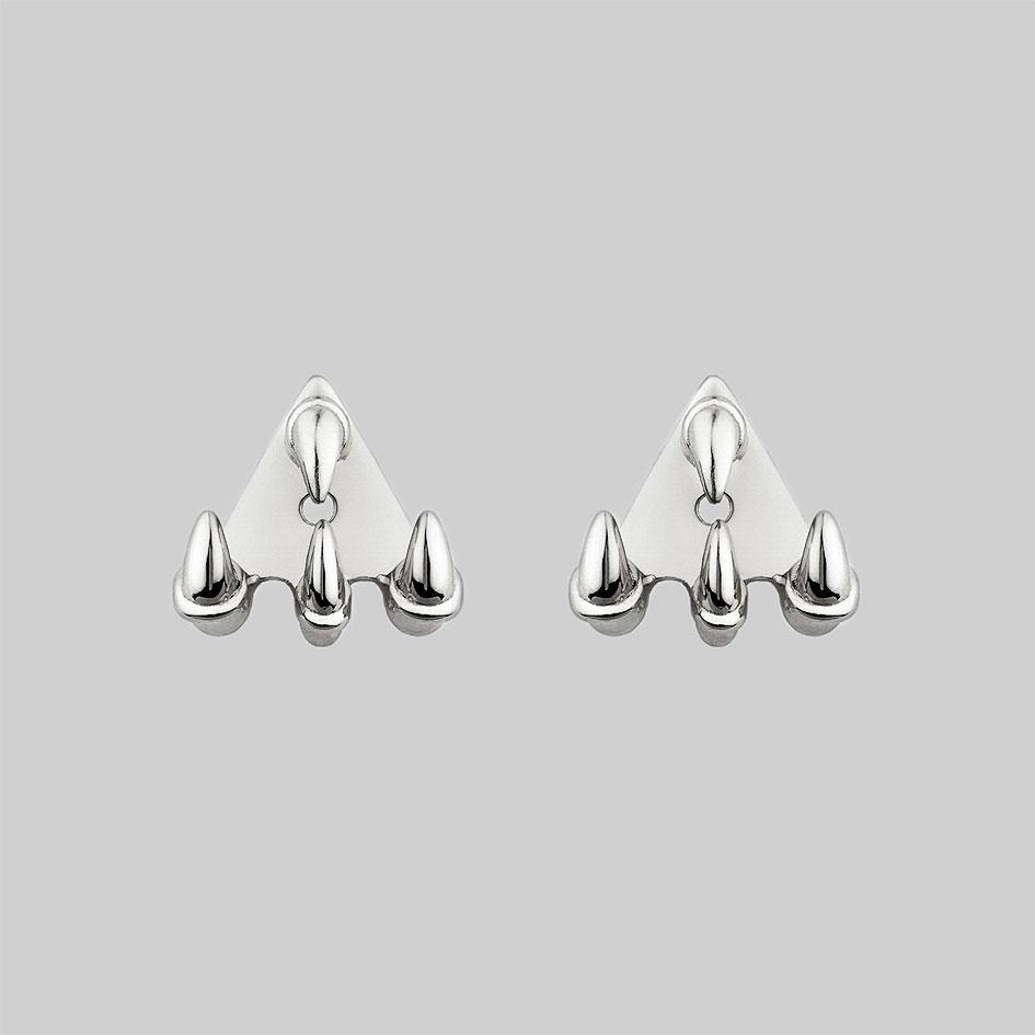 NASRA. Silver Claw Earring - Lobe/Helix