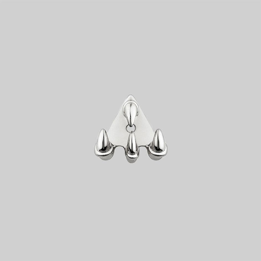 NASRA. Silver Claw Earring - Lobe/Helix NASRA. Silver Claw Earring - Lobe/Helix