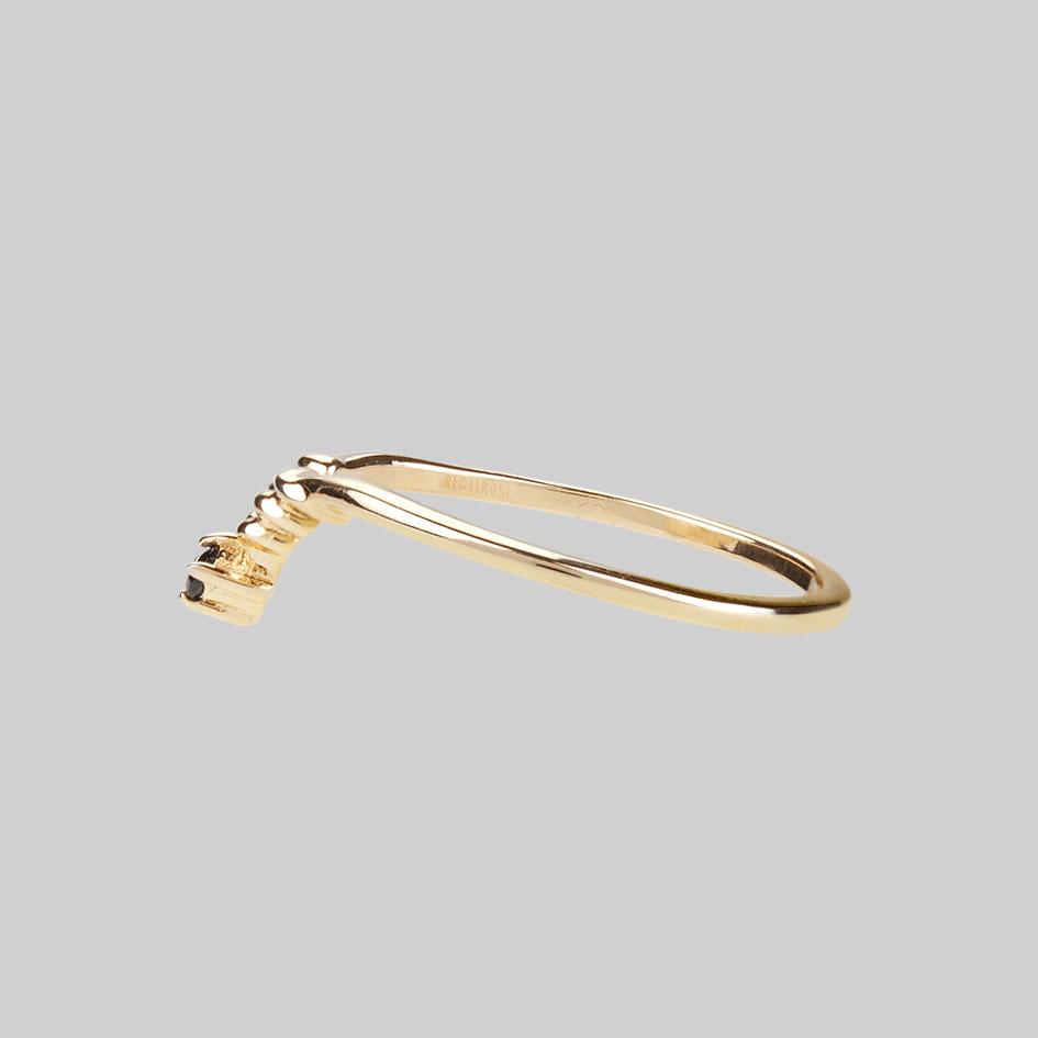 gold classic chevron ring