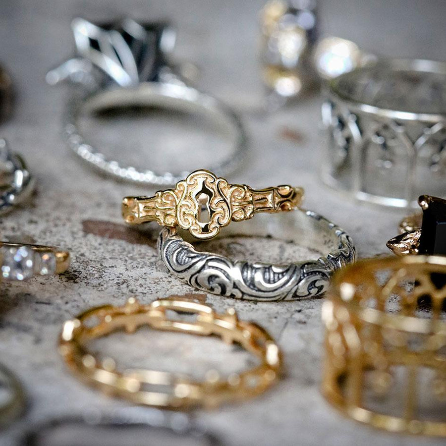 NO KEY. Door Lock Ring - Silver detailed mix metal jewellery