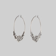 flower detail hoop earrings,