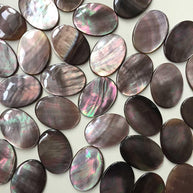 Necklace - DARK BLOOM. Black Mother Of Pearl Choker