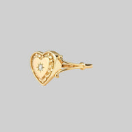 romantic love hear ring gold