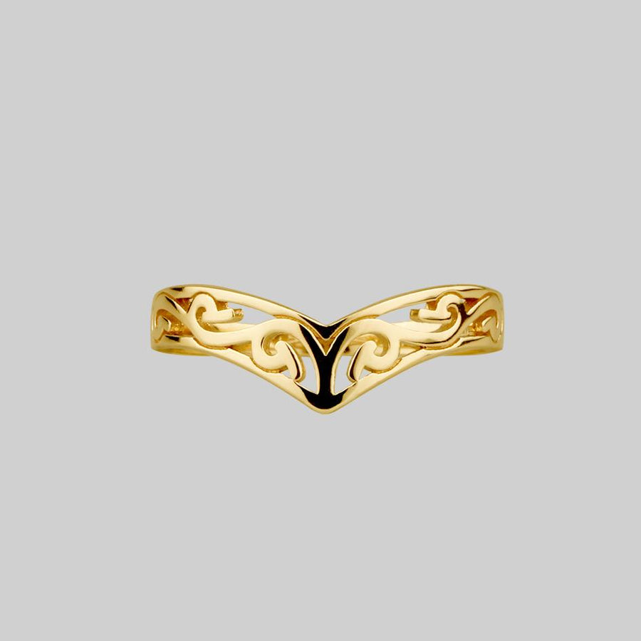 gold chevron ring with pattern