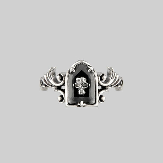 OMINOUS. Skull Under Glass Ring - Silver