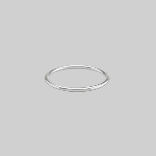 SABIHA. Sterling Silver Knuckle Ring