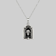 skull dark silver necklace