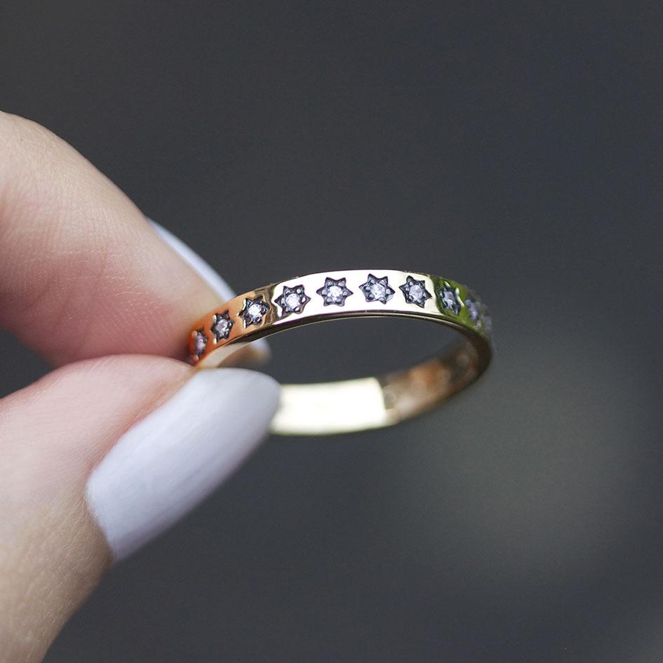 COUNTING STARS. Cubic Zirconia Gold Star Ring