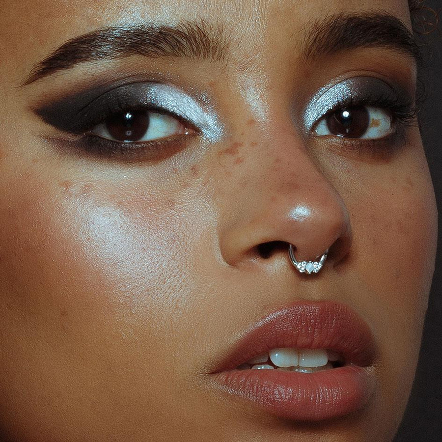 THIEF OF JOY. Opal Silver Clicker Ring - Septum opal cluster septum nose ring