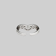adjustable toe ring with swirl pattern