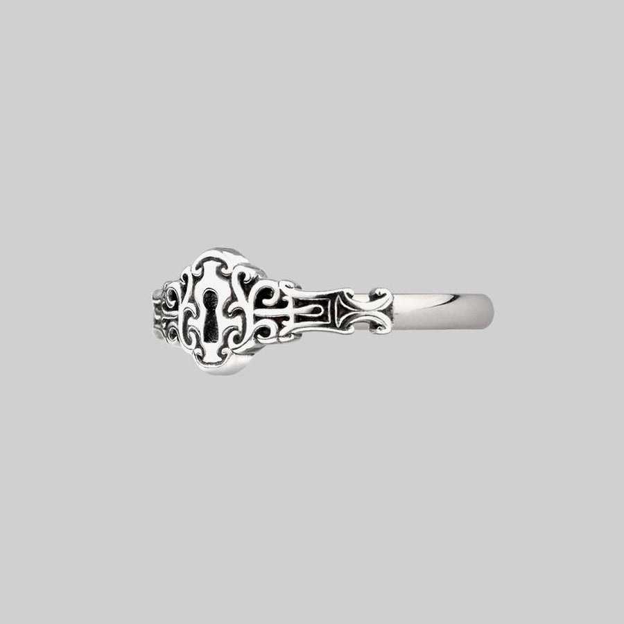 NO KEY. Door Lock Ring - Silver detailed door lock silver ring