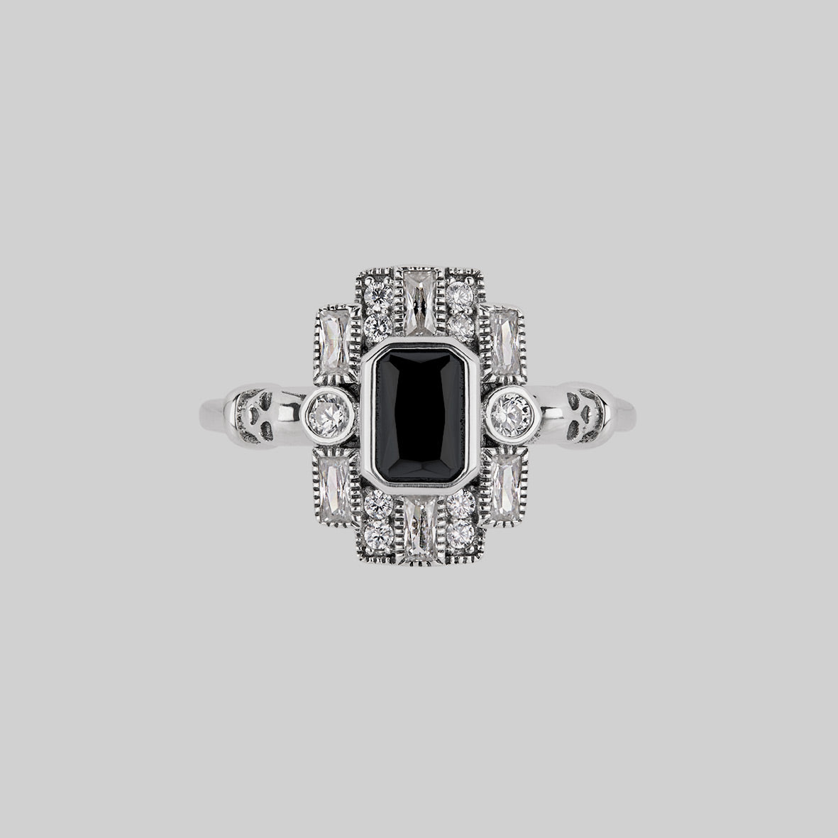 silver cocktail ring black spinel gemstone detailed skulls
