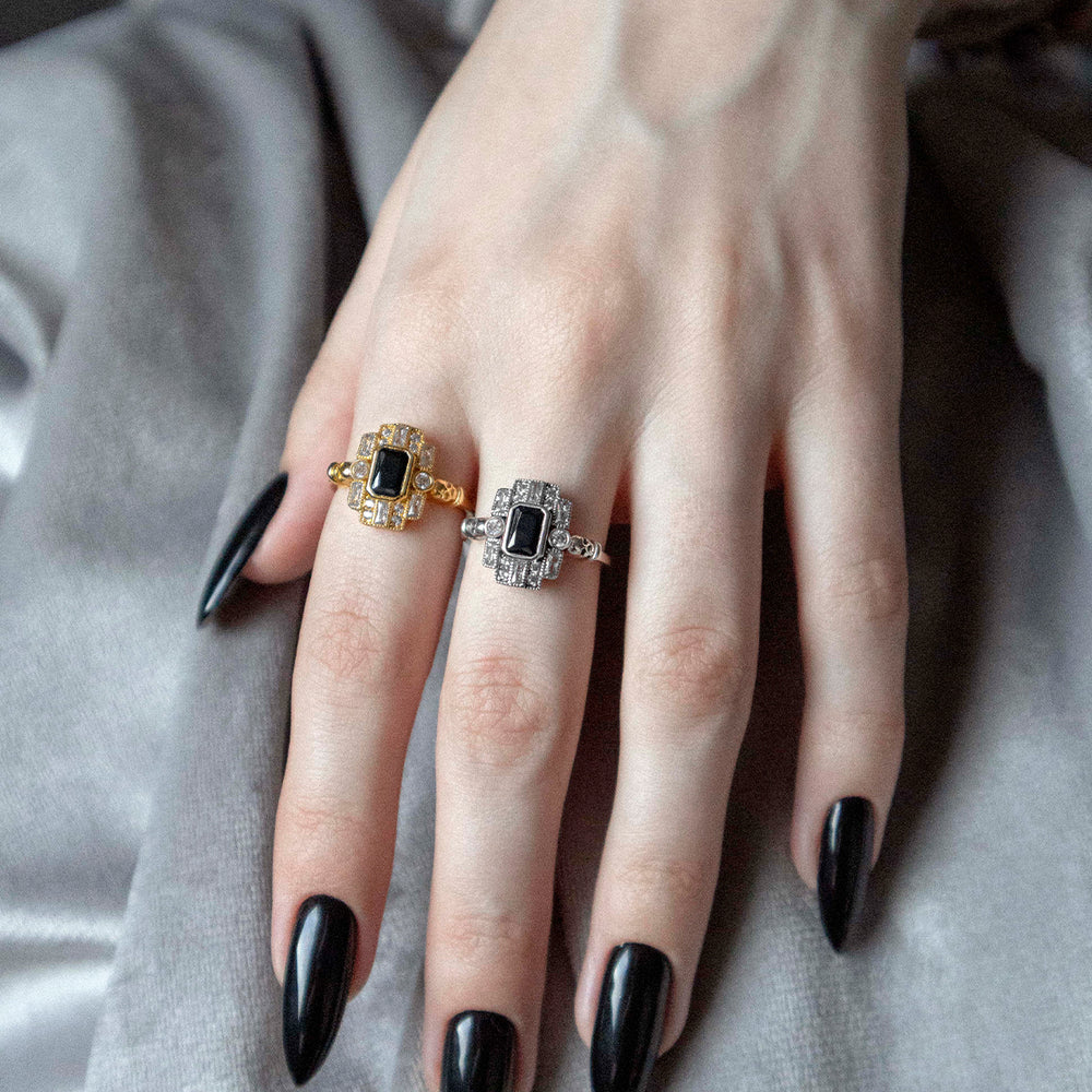 DECO. Skull & Black Spinel Cocktail Ring - Silver