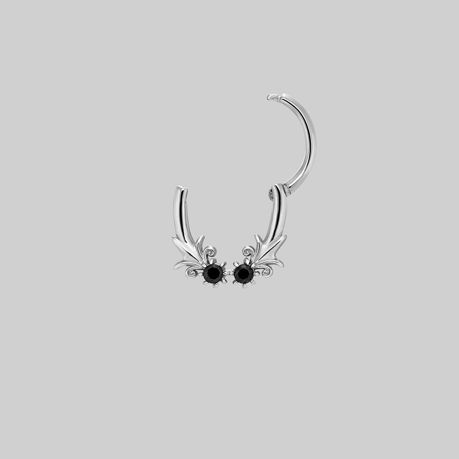 Fiora silver black onyx septum clicker ring, clicker open